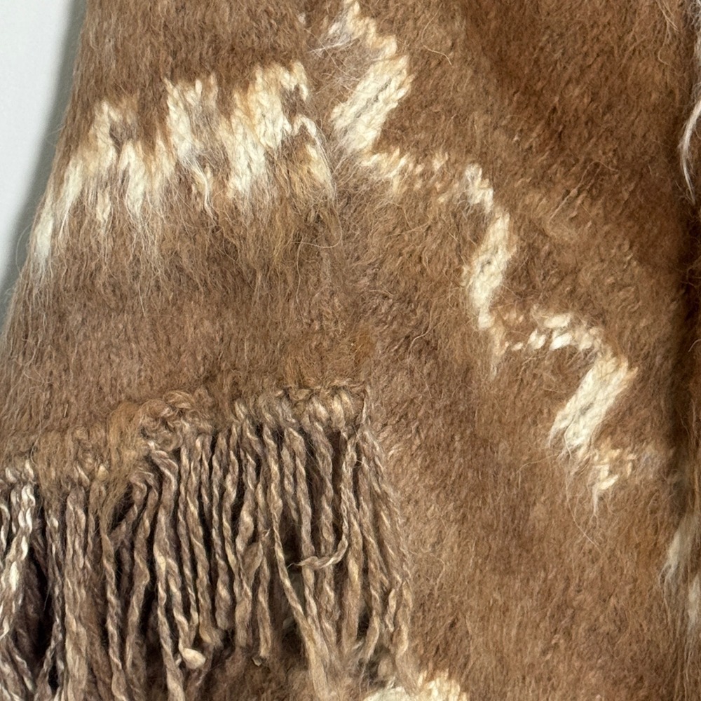 Vintage Knit Fringe Poncho One Size Brown Cream Chevron Tassel Boho Wool Blend - Picture 5 of 7